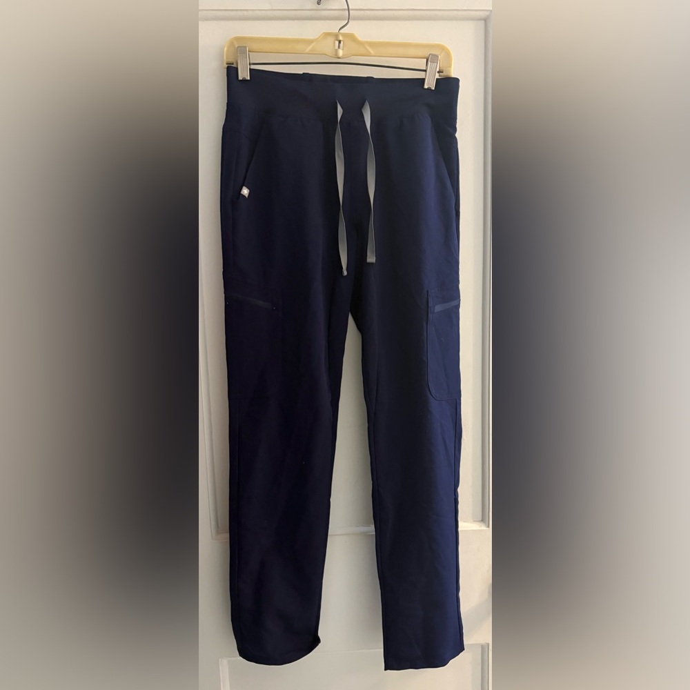 FIGS Navy Kuaro Cargo Scrub Pants Size XS